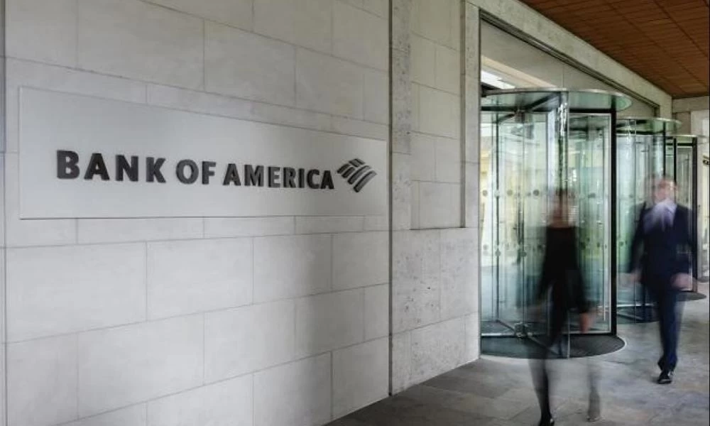 Bank of America: Ύφεση της ελληνικής οικονομίας κατά 9,1%